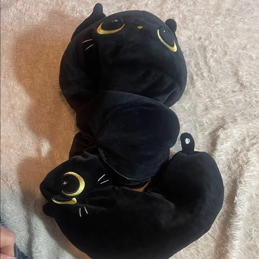 Mewaii Black cat plush